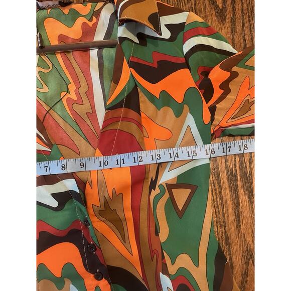 PRETTYLITTLETHING abstract print chiffon fitted shirt women size 6 v-neck NWT - Picture 7 of 8